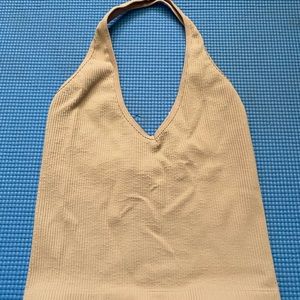 URBAN OUTFITTERS Pinky Beige Crop Tank